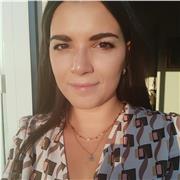 Laureata in Farmacia offre lezioni di Chimica Generale ed Inorganica, Chimica Organica e Biochimica